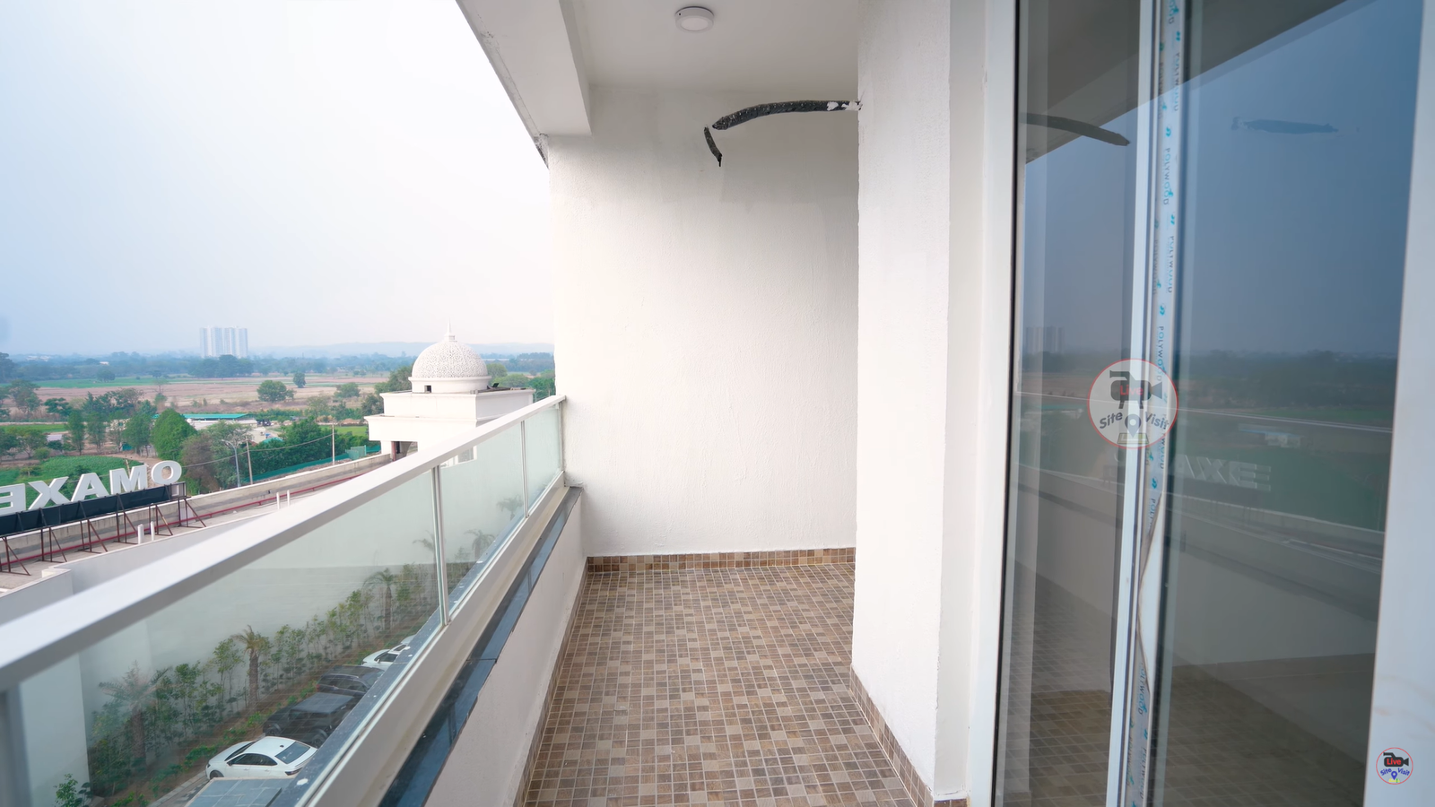 3bhk omaxe the lake (10)